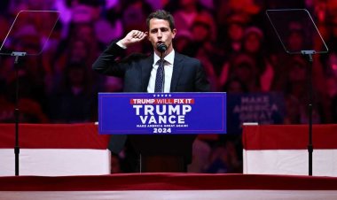 "قضية القمامة".. مزحة أشعلت الانتخابات الأميركية.