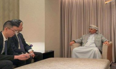 الرئيس الزُبيدي يثمّن الدعم الإنساني الذي تقدمه جمهورية الصين لبلادنا