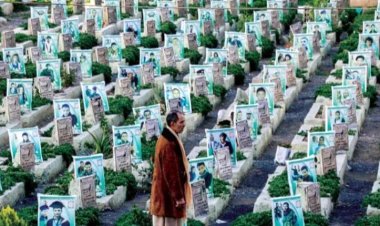 صحيفة..غموض يلف تشييع قيادات حوثية بارزة رغم توقف القتال