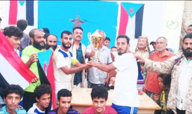 بمناسبة الذكرى 57 للاستقلال والذكرى 46 لتأسيس الحزب الاشتراكي،اتحاد شباب اشتراكي طور الباحة ينظم مباراة في كرة القدم .