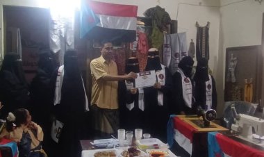 انتقالي الحوطة يختتم دورة الخياطة والتطريز بمشاركة 21 متدربة من نساء المديرية