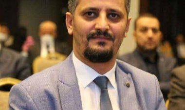 أكاديمي يمني يكشف عن عملية توظيف في السفارات الحكومية بشهادات عليا مزورة