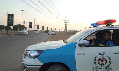 السير وأمن الطرق بالعاصمة عدن يعلن تخفيض رسوم المخالفات