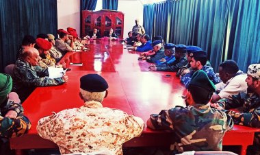 فريق التواصل وتعزيز الوعي السياسي في المجلس الانتقالي يلتقي قيادات الأجهزة الأمنية والعسكرية بمحافظة أبين