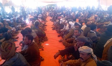 قبائل حمير وسعد ونعمان وبني هلال والعوالق العليا والسفلى يسندون عند اخوانهم آل لحاق باكازم أحور