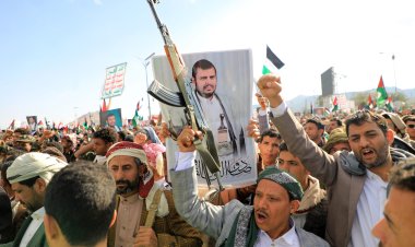 تقرير..الاقمار الصناعية تكشف عن منشآت عسكرية حوثية