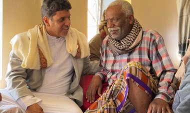 الشيخ باكريت يزور السياسي المخضرم سهيل يسلم نصيب في منزله بحبان في محافظة شبوة