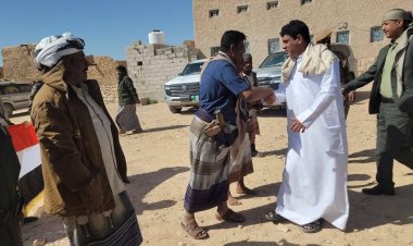 أبناء قرية شرج باوهال بشبوة يشكرون الشيخ راجح باكريت على دعمه لمشروع مياه الشرب