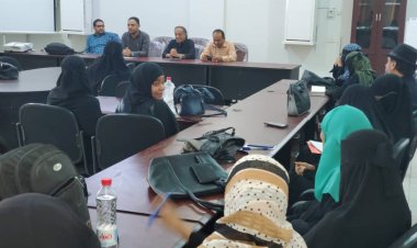 العولقي و الداعري يعقدان اجتماعاً مع منسقي الترصد الوبائي مديريات عدن