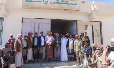 فريق التواصل بالمجلس الانتقالي يتفقد مستشفى واسط ومركز شرطة مديرية مرخة