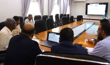 اجتماع بتقنية الزوم لمكتب تربية ساحل حضرموت يناقش تنفيذ مشروع الشهادات الدولية المهنية في التدريس (IPTC) للمعلمين