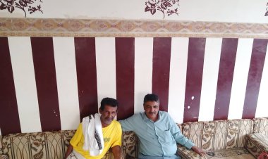 المكلف بمهام رئيس منسقية جامعة أبين يزور الشخصية الاجتماعية عبدالله حسين في منزله للاطمئنان على صحته