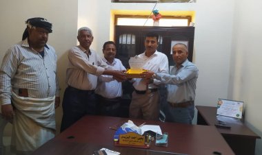 مكتب الشؤون الاجتماعية بأبين يكرم حيدرة الهندي تقديراً لجهودة الاستثنائية المتميزة كمدير مثالي لإدارة مكتب الشؤون الاجتماعية بمديرية زنجبار خلال العام 2024م