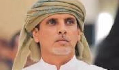 إعلاميو أبين يدعون الشيخ راجح باكريت لزيارة المحافظة ويشيدون بدوره الإنساني