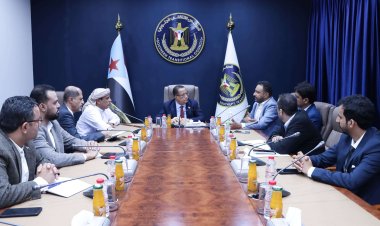 الدكتور الخُبجي يستقبل فريق محافظة شبوة عقب إتمام نزولاتهم الميدانية