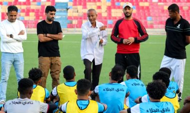 نادي الجلاء الرياضي يقيم محاضرة توعوية في قانون التحكيم لكرة القدم