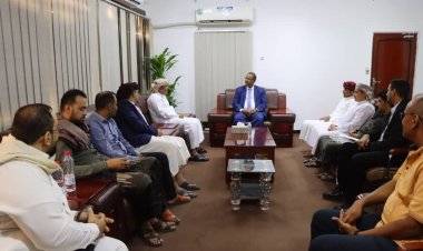 الوزير الزعوري يشيد بالجهود الانسانية والشبابية لاتحاد شباب الغد بالمهرة