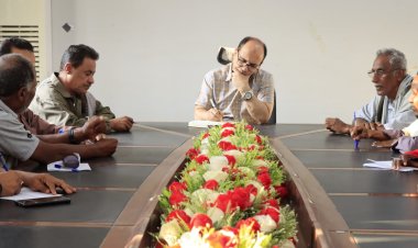 أ عبود ناجي حسين مدير عام دار سعد رئيس نادي النصر الرياضي بعدن يترأس الاجتماع الدوري الأول للهيئة الإدارية