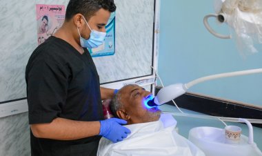 إدخال خدمات جراحات الفم الصغرى وتبييض الأسنان بالليزر في المجمعات الصحية بمديرية صيرة