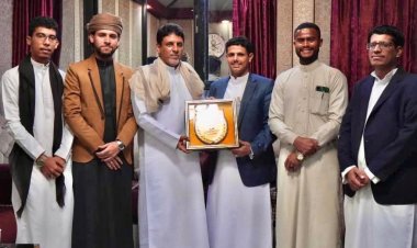 الشيخ راجح باكريت يلتقي رئيس منتدى الطالب المهري في العاصمة عدن