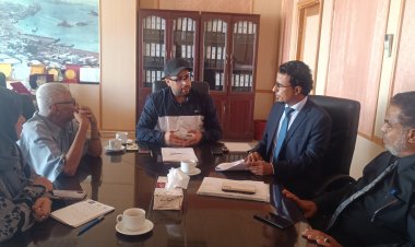 الوكيل السقاف يناقش مع إدارة مكتب الثقافة تعزيز وتفعيل النشاط الثقافي والفني بالعاصمة عدن