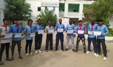 الزري يكرم شباب كشافة أبين لجهودهم وأنشطتهم الفاعلة ولنجاحهم في تنفيذ حملة الرش الضبابي