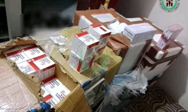 قوات الحزام الأمني في الصبيحة تضبط شحنة أدوية مهربة