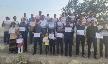 وقفة إحتجاجية للطلاب اليمنيين في الهند ومصر  ( بيان)