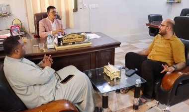 انتقالي حضرموت يلتقي مدير عام مكتب الشؤون الاجتماعية والعمل بالمكلا