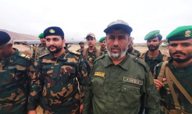 العميد طلال الكلدي يثمن زيارة رئيس لجنة الدمج والهيكلة للقوات الجنوبية لمعسكر قوات الطوارئ بدلتا أبين