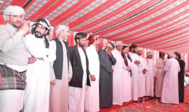 بن عفرار  يصل منطقة أثوب لحضور اختتام مهرجان شباب الغد للمحالبة والمزاينة في المهرة