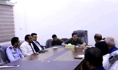 اللواء الشعيبي يلتقي ملاك ومندوبي وكالات السفريات لمناقشة القضايا الأمنية والإدارية بعدن