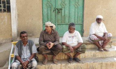 نائب رئيس تتفيذية انتقالي أبين يطمئن على صحة الشخصية الاجتماعية علي ناصر باقطمي