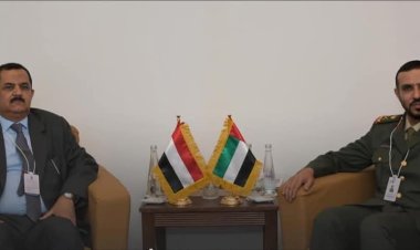 وزير الدفاع يبحث مع نائب قائد العمليات المشتركة الإماراتي تعزيز التعاون المشترك