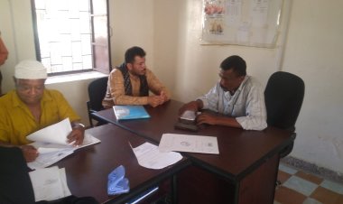 مدير عام مكتب النقل بمحافظة أبين يناقش آلية تطوير وتفعيل مكتب النقل بمديرية مودية