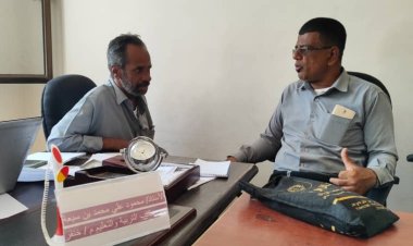 انتقالي خنفر يتفقد مكتب التربية بالمديرية