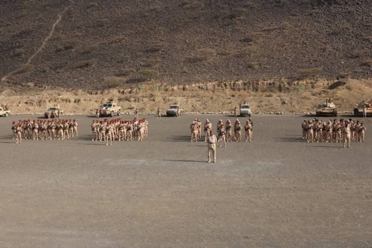 اللواء الخامس دعم وإسناد تحيي ذكرى الشهيد الجنوبي بحفل عسكري مهيب في ردفان