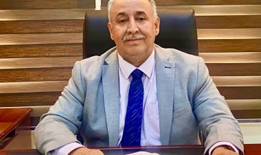 نائب رئيس مجلس المستشارين يُهنئ الرئيس الزٌبيدي وشعب الجنوب بحلول شهر رمضان المبارك