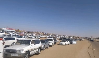 ازدحام شديد للمسافرين في منفذ الوديعة