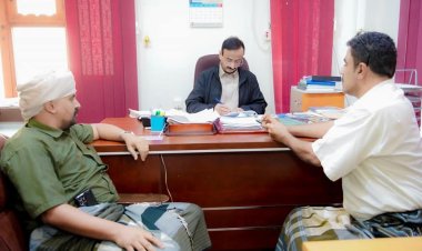 المحافظ بن الوزير يصادق على عقد توريد ماكينة فلترة زيوت المحولات لكهرباء عتق