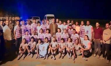 الرئيس الزبيدي يلتقي ببعثة فريق دفاع شبوة الرياضي ويشيد بالنتائج المحققة