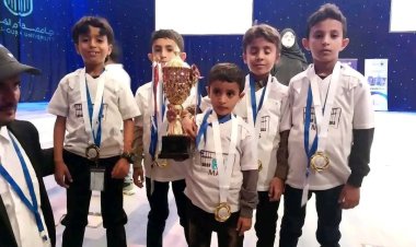 بعد الإنجاز الذي حققوه في بطولة الحساب الذهني.. استقبال حافل وبهيج لطلاب مدرسة ذمثبة بيافع سرار