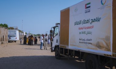 المساعدات الاماراتية  ومؤسسة أحمد بن زايد تنفذان برنامج إفطار الصائم في محافظة لحج