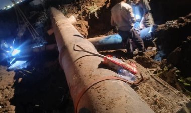 عدن.. اصلاح كسرين في خطوط ضخ المياه في منطقة البرزخ بخورمكسر