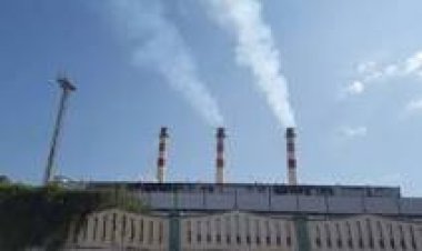 أمن العاصمة عدن يلقي القبض على موظف في مؤسسة الكهرباء متهم بتخريب كيبلات توربينات قيمتها 300 ألف دولار