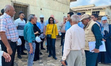 وفد من البنك الدولي يزور مركز الدوكيارد السمكي بالعاصمة عدن