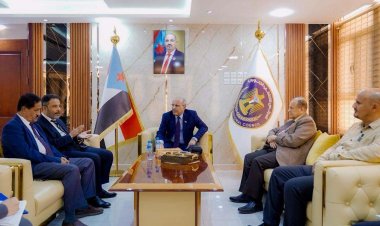 الكثيري يطّلع على سير عمل تنفيذية انتقالي أبين والأوضاع الخدمية والأمنية بالمحافظة