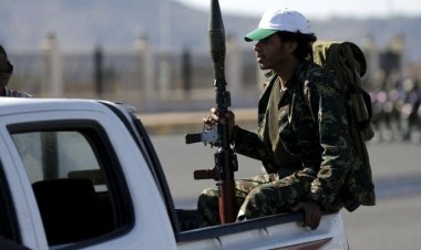 اقتحام مسلح لصرافة في رداع: مليشيات الحوثي تفرض قوتها تحت تهديد السلاح