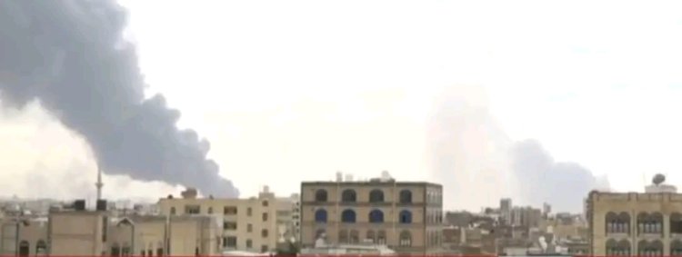 إسرائيل تشن غارات على مطار صنعاء وتعلن تعطيله بالكامل