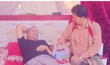 مدير إعلام أبين يطمئن على صحة الوكيل جرفوش ويناشد بإنقاذ حياته .